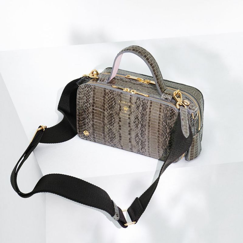 高品質お手頃価格 A.D.M.J. スネークレザーWALLET BAG exoroom.jp