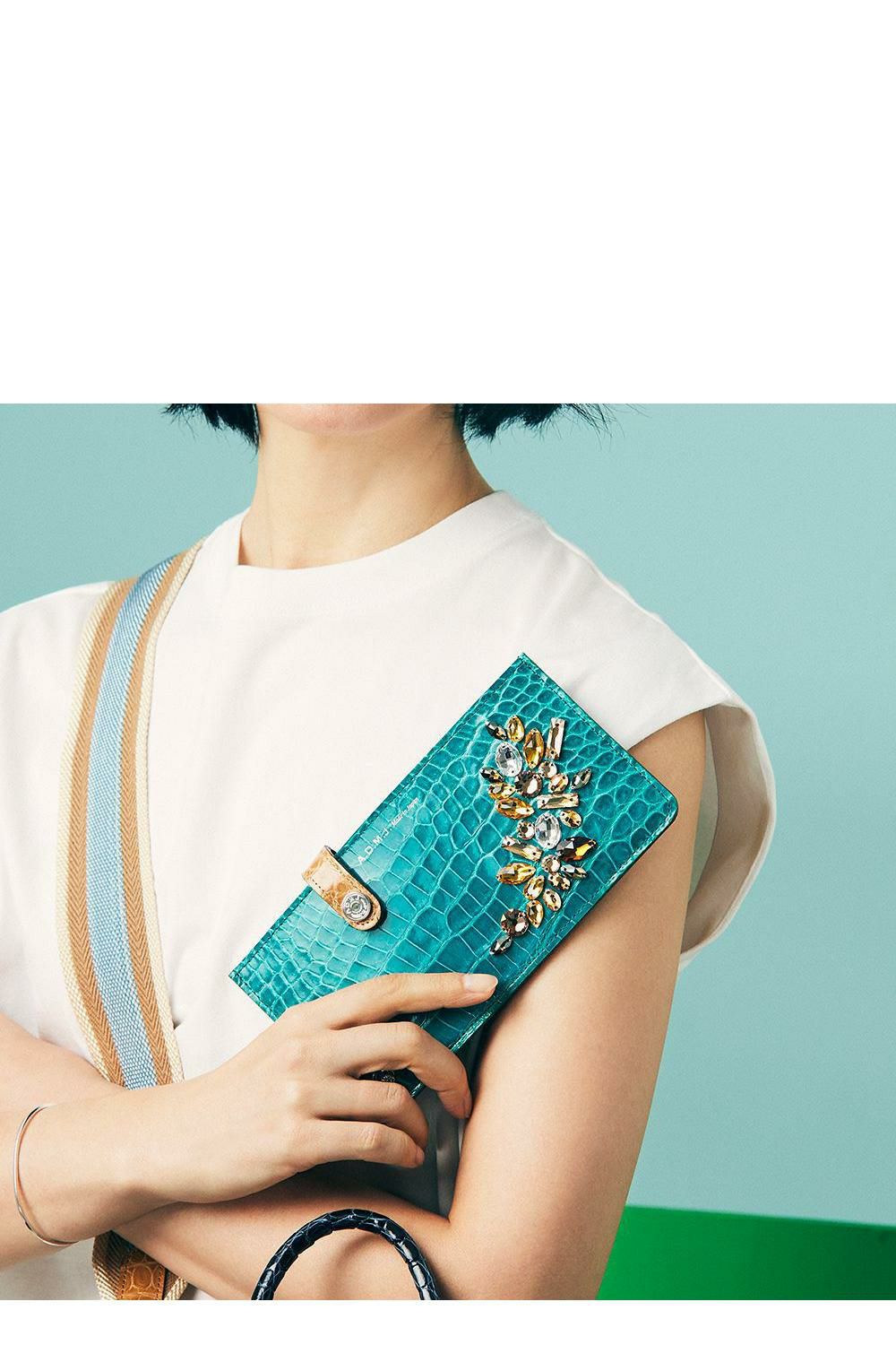 グレージングポロサス/トリコロール スリムウォレット レビュー 