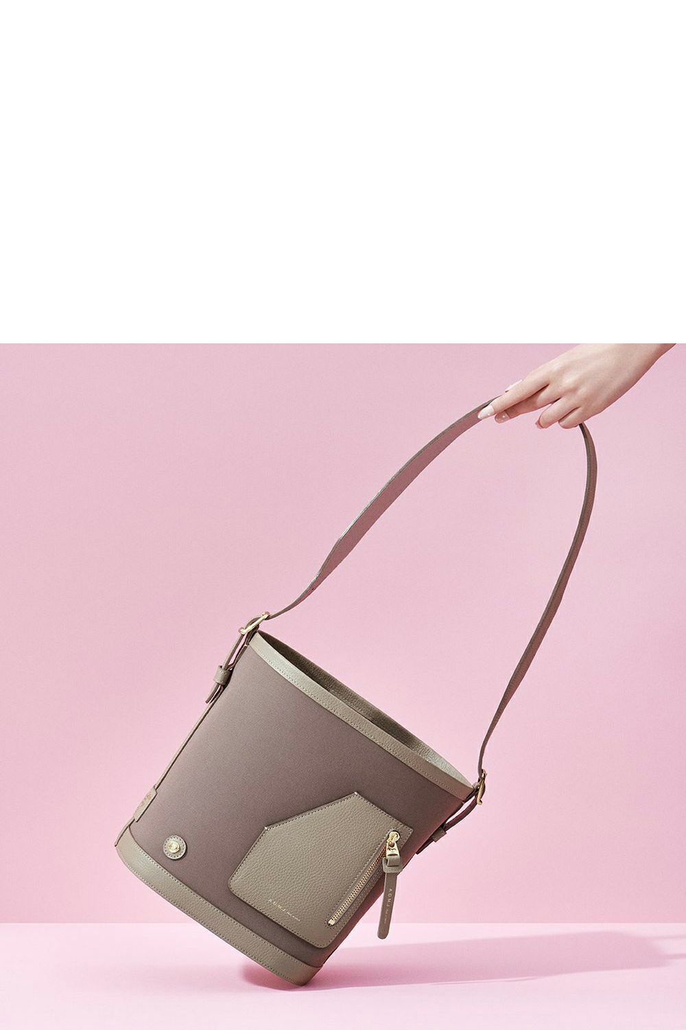 ADMJ レザー ショルダーバッグ ✨️極美品✨️ ADMJ レザー ポシェット ショルダーバッグ