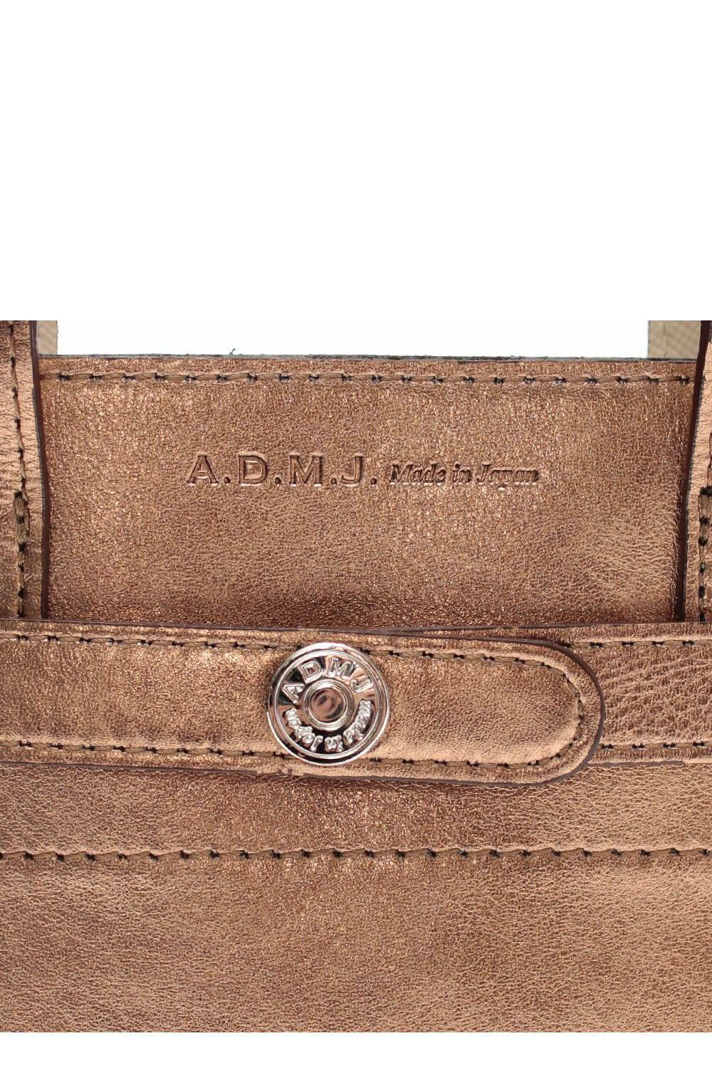 ADMJ エリーゼ2wayフラットモバイルポーチ シャンパン エリーゼ2WAYフラットモバイルポーチ | A.D.M.J.公式オンライン