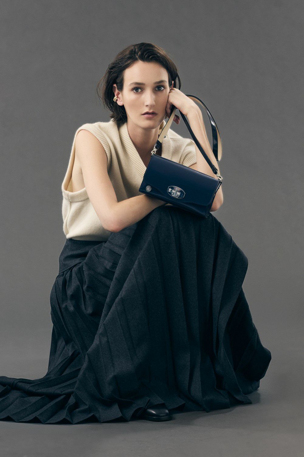 カルヴィクラッチショルダー | A.D.M.J.公式オンラインストア