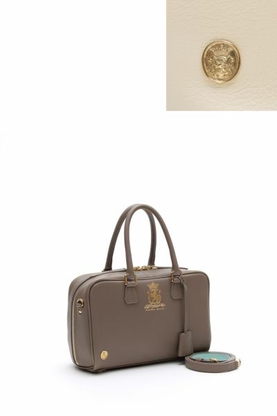 新品タグ付✨A.D.M.J 牛革/ザ、ビーボストン 25cm 新作 プラティナム BOSTON BAG | A.D.M.J.公式オンラインストア