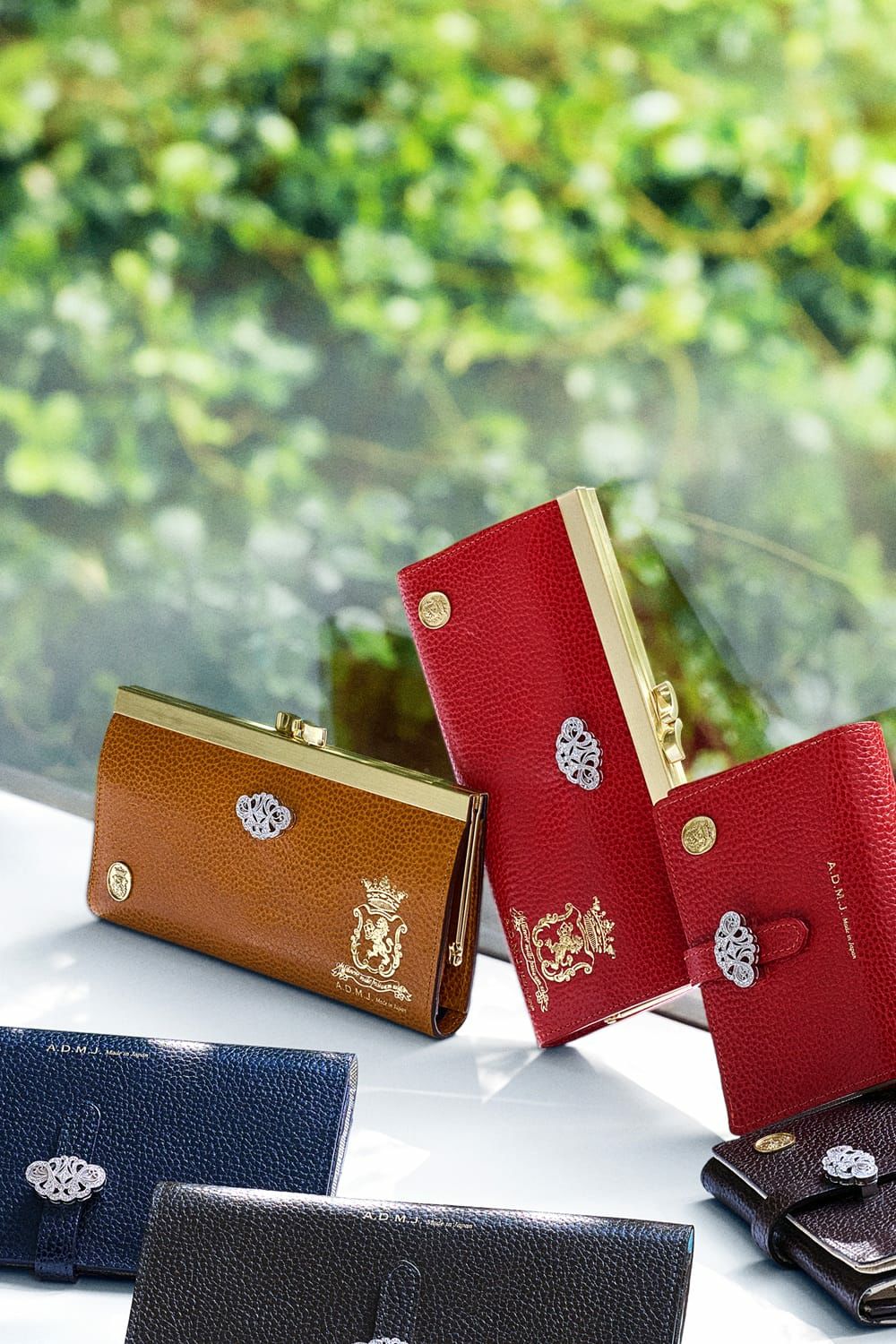 A.D.M.J.公式オンラインストア